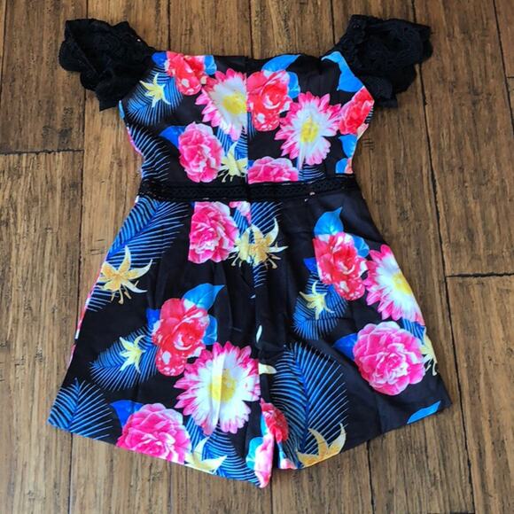Floral Romper Off Shoulder - Picture 6 of 9